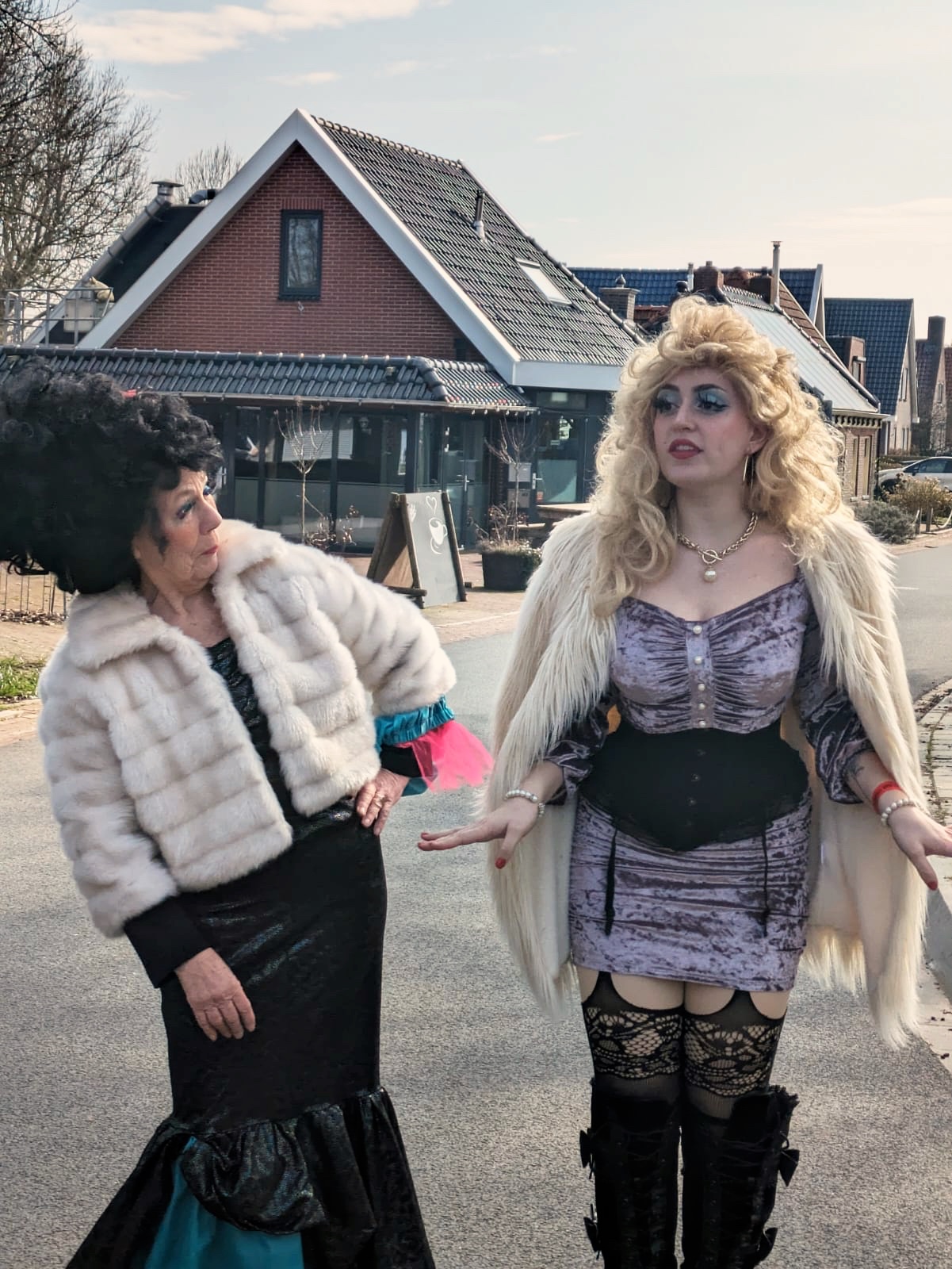 Facetune_18-03-2024-18-07-42